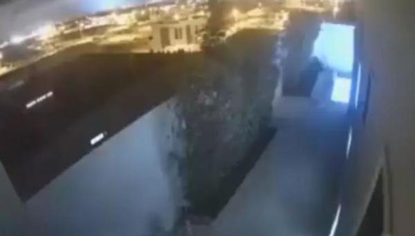 وميض أزرق يظهر في سماء المغرب قبل الزلزال (فيديو)