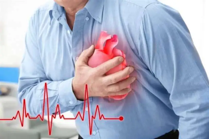 خبراء يطلقون التحذير: هذه عادات يومية تدمر قلبك بصمت